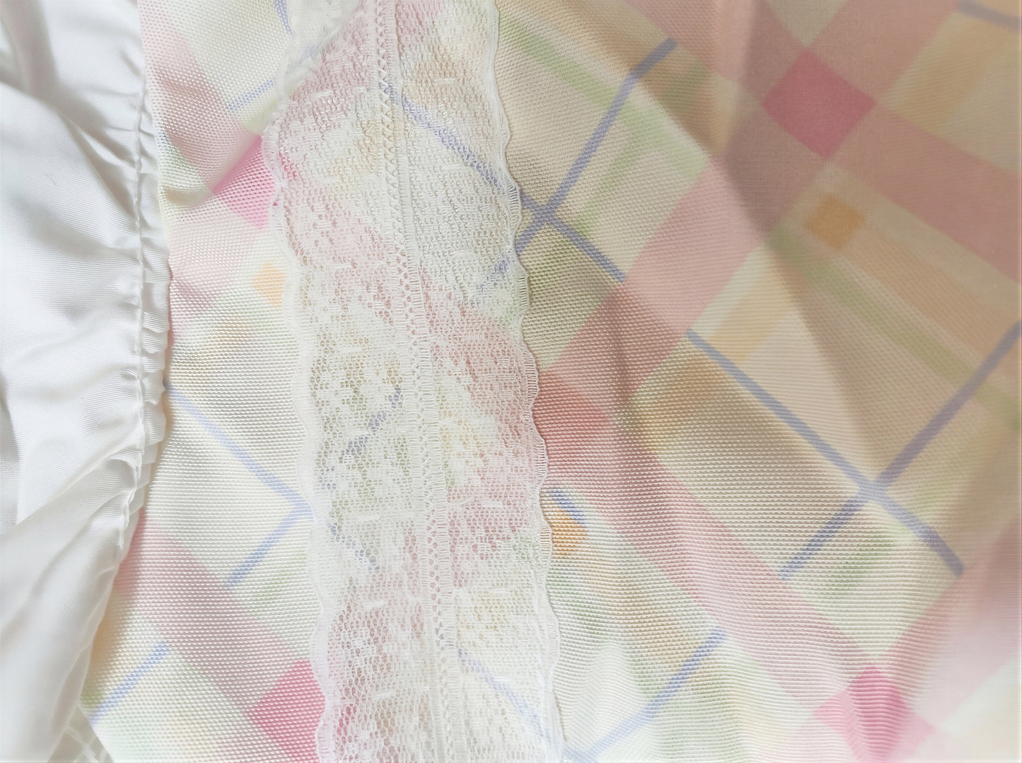 Princess Cat House Tent Bed — Floral Lace Edition